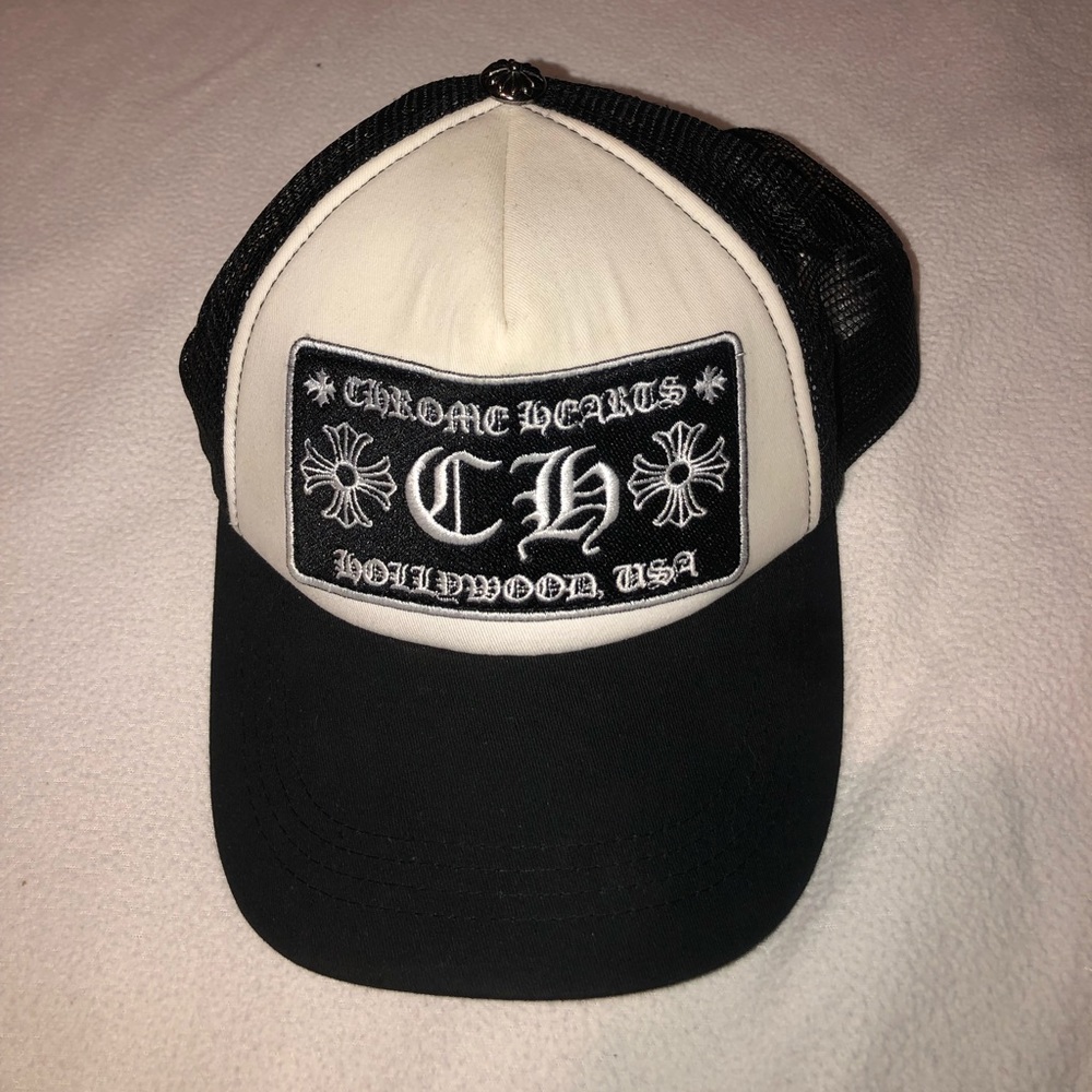 Chrome heart tucker hat